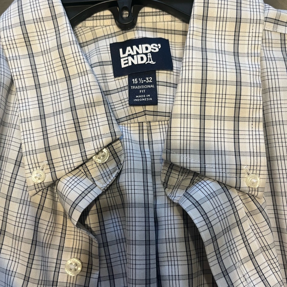 Very long. Never worn but washed and ironed once. Striped.